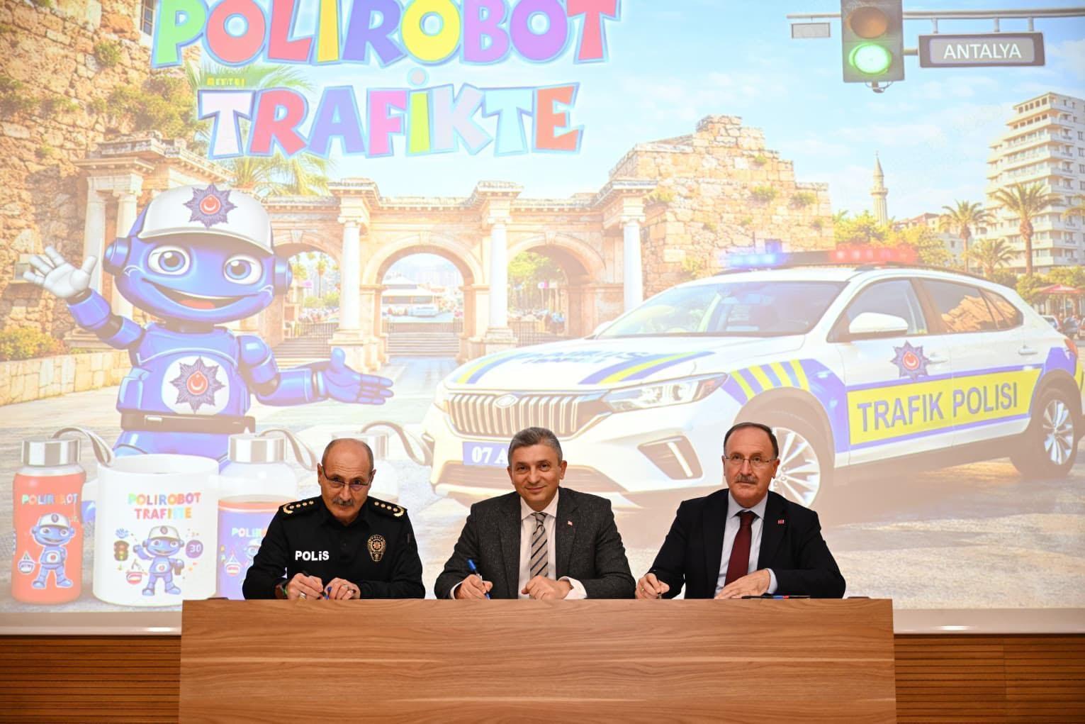 ‘Polirobot’ ile çocuklara trafik bilinci kazandırılıyor