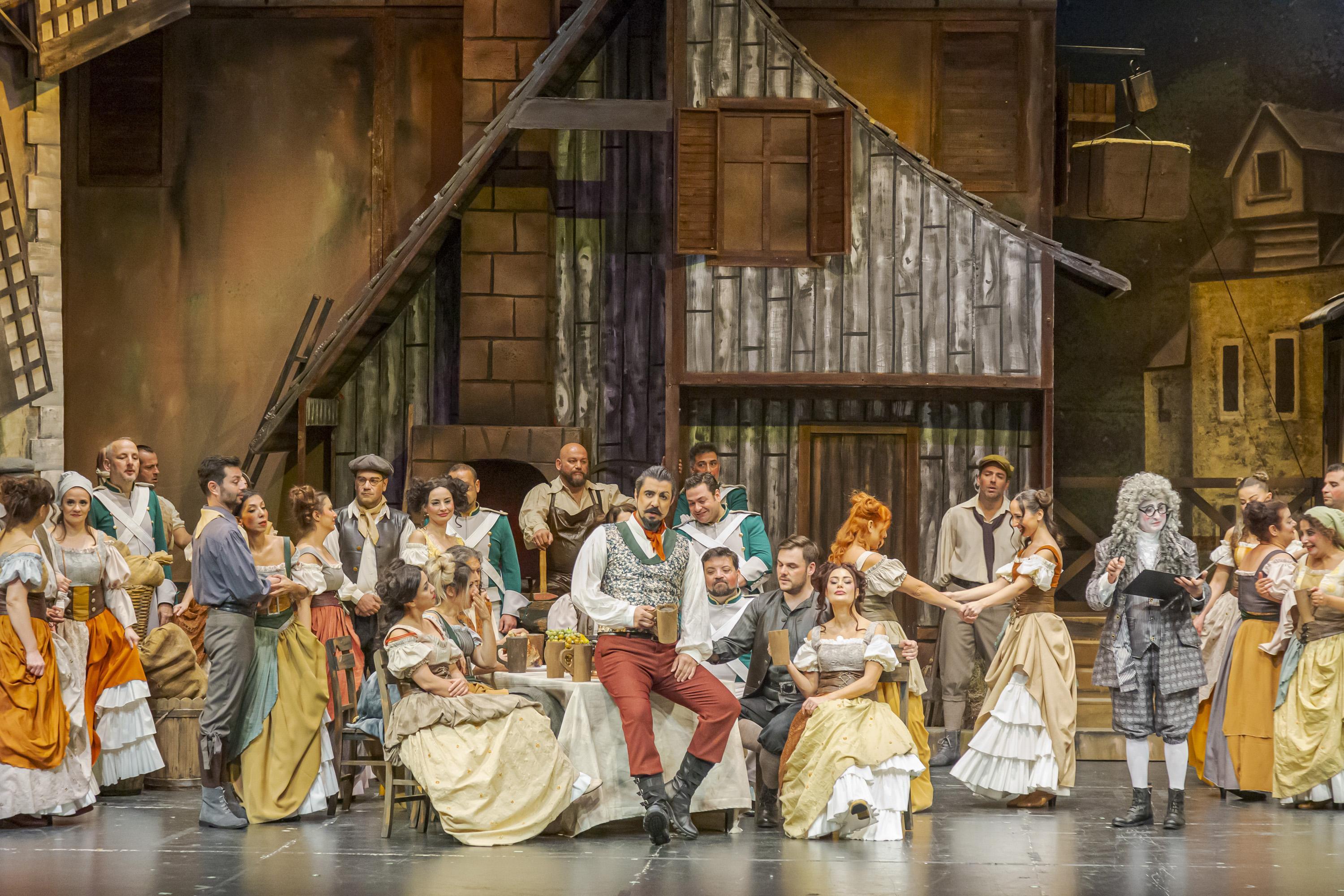 Şubatta perde sanat için açıldı