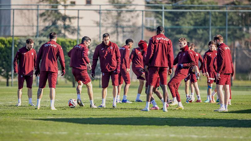 Trabzonspor’da Fenerbahçe maçı hazırlıkları sürdü