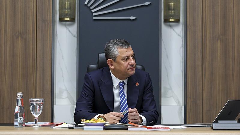 Özgür Özel, Diyarbakır Kent Koruma ve Dayanışma Platformu temsilcileri ile buluştu