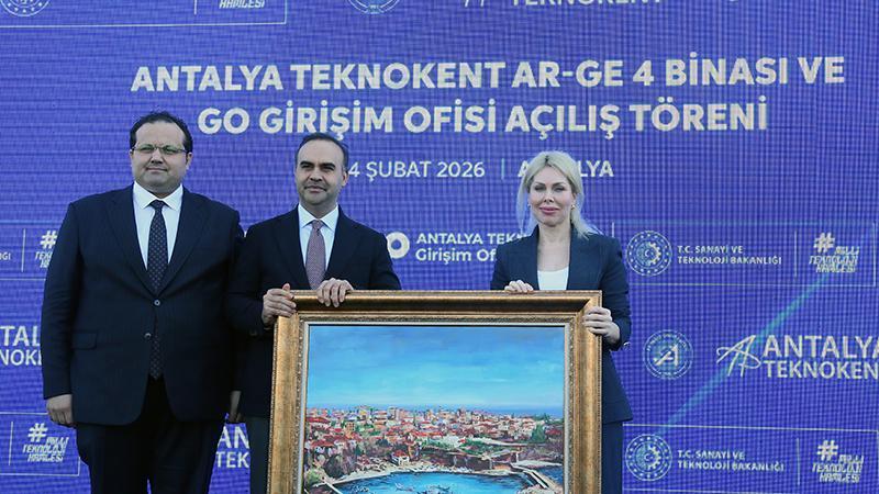 Bakan Kacır: Son 23 yılda sağladığımız desteklerle teknoparklarımızın sayısı 2’den 114’e çıktı