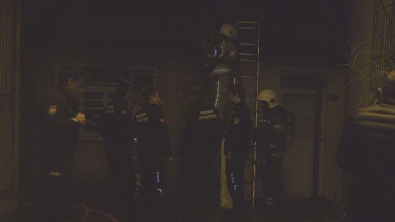 Bursa’da tek katlı evde çıkan yangın söndürüldü