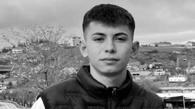 Manisa’da devrilen motosikletin sürücüsü liseli Ahmet hayatını kaybetti