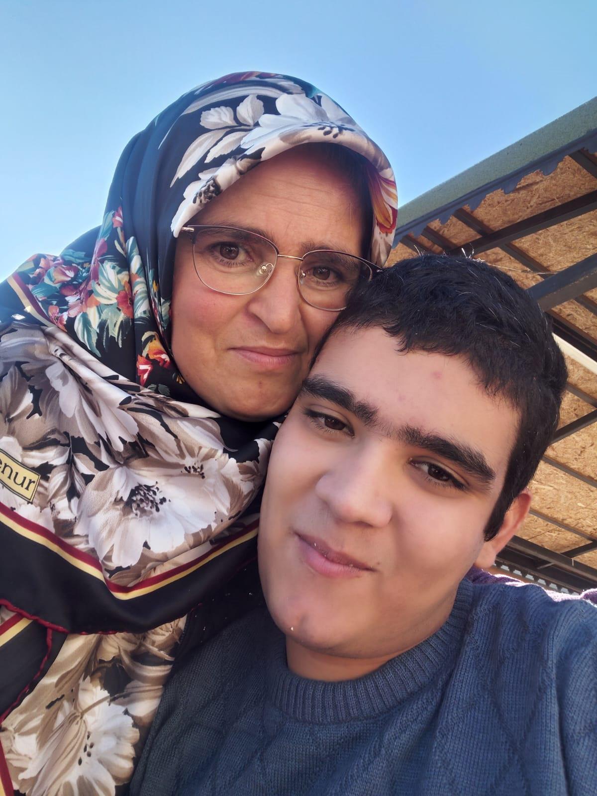 Otizmli Muhammet’in annesinden ‘Oğlum başka şehre gönderilmesin’ talebi