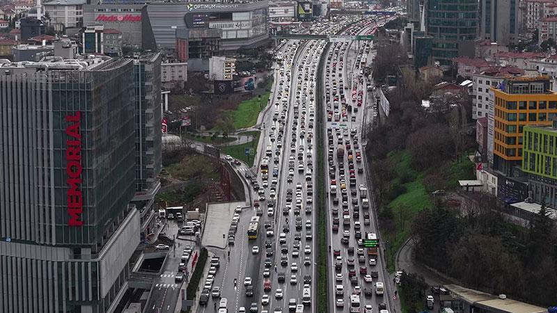 İstanbul’da trafik yoğunluğu yüzde 90’a ulaştı