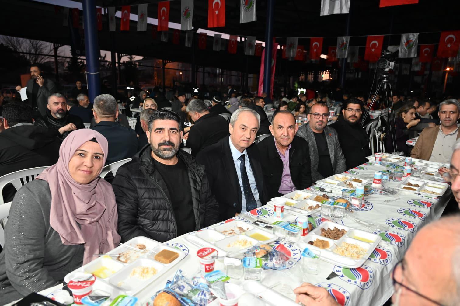 Kepez’de ramazanın ilk iftar sofraları kuruldu