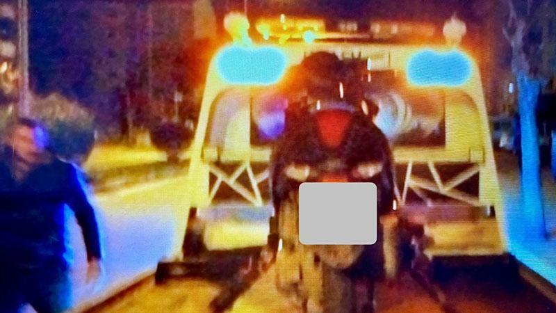 ‘Dur’ ihtarına uymayan 14 yaşındaki ehliyetsiz motosiklet sürücüsüne 28 bin lira ceza ‘Dur’ ihtarına uymayan 14 yaşındaki ehliyetsiz motosiklet sürücüsüne 28 bin lira ceza ‘Dur’ ihtarına uymayan 14 yaşındaki ehliyetsiz motosiklet sürücüsüne 28 bin lira ceza ‘Dur’ ihtarına uymayan 14 yaşındaki ehliyetsiz motosiklet sürücüsüne 28 bin lira ceza