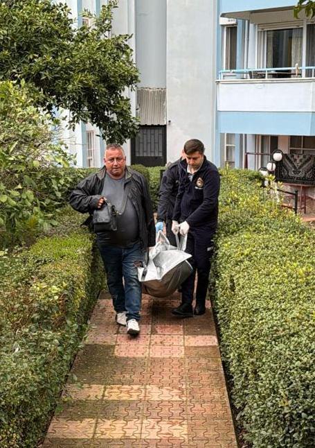 Yerleşik Alman evinde ölü bulundu