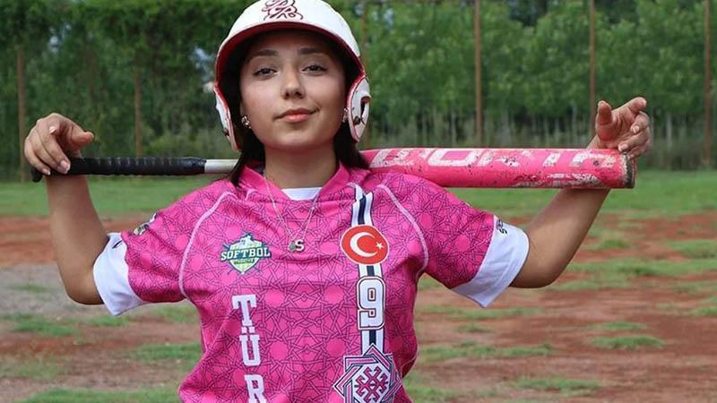 Milli sporcu, 2 kez yendiği kansere yenik düştü Milli sporcu, 2 kez yendiği kansere yenik düştü