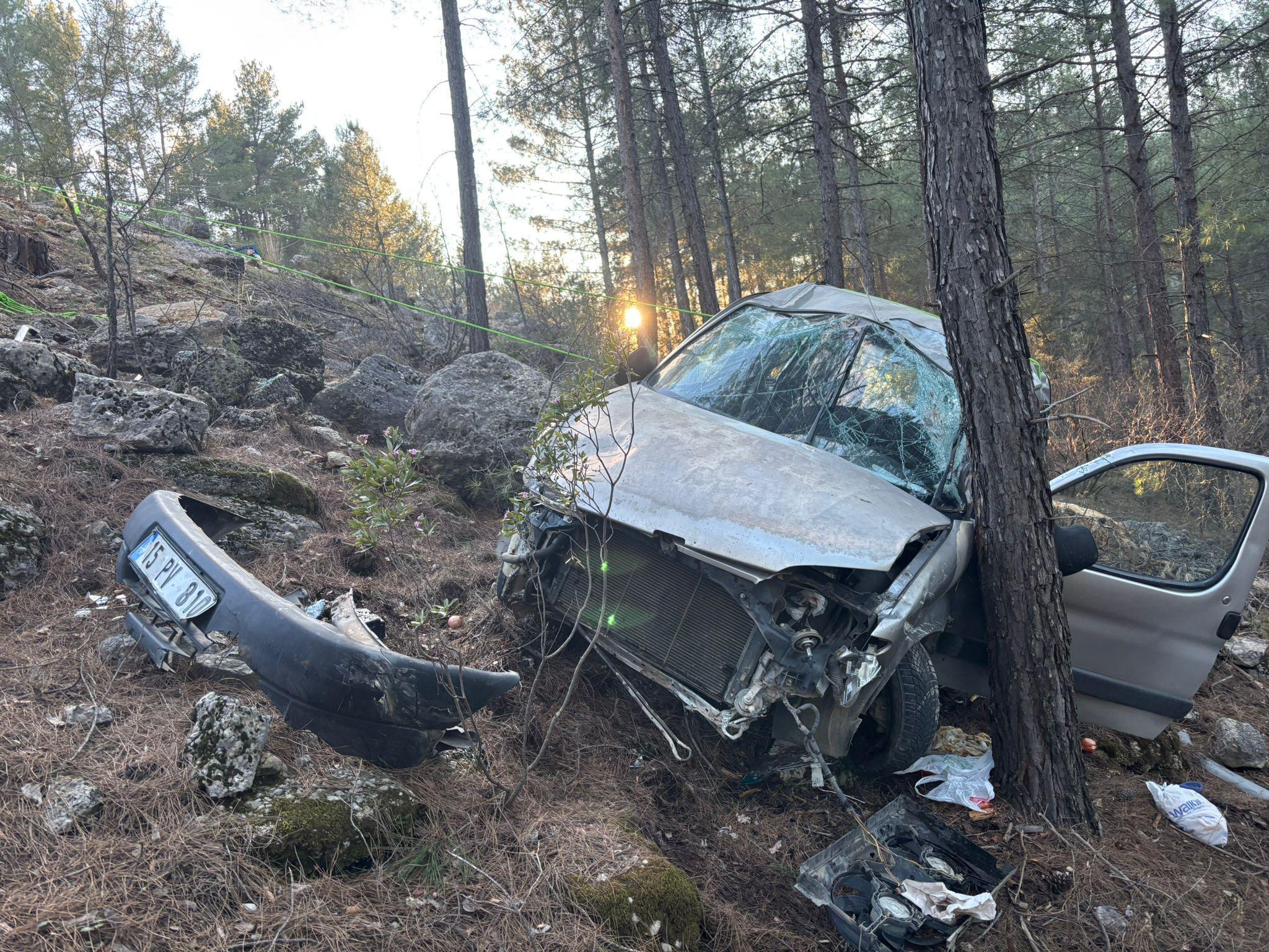 Bucak’ta kaza: 3 yaralı