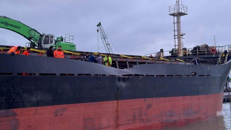 Bartın Limanı’nda 2 kuru yük gemisi çarpıştı