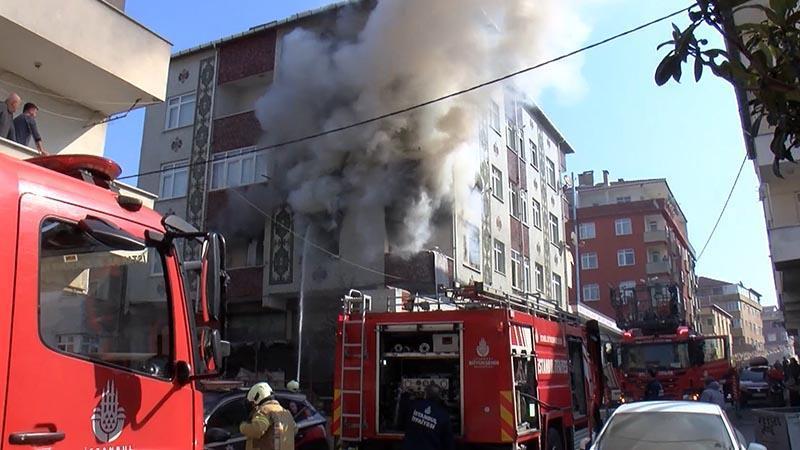 Ataşehir’de madde bağımlısı kendi evini ateşe verdi