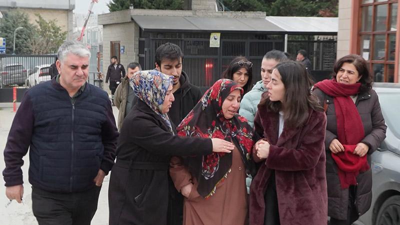 Zeytinburnu Sahili’nde denizde ölü bulunan anneyle kızının cenazesi yakınlarına teslim edildi