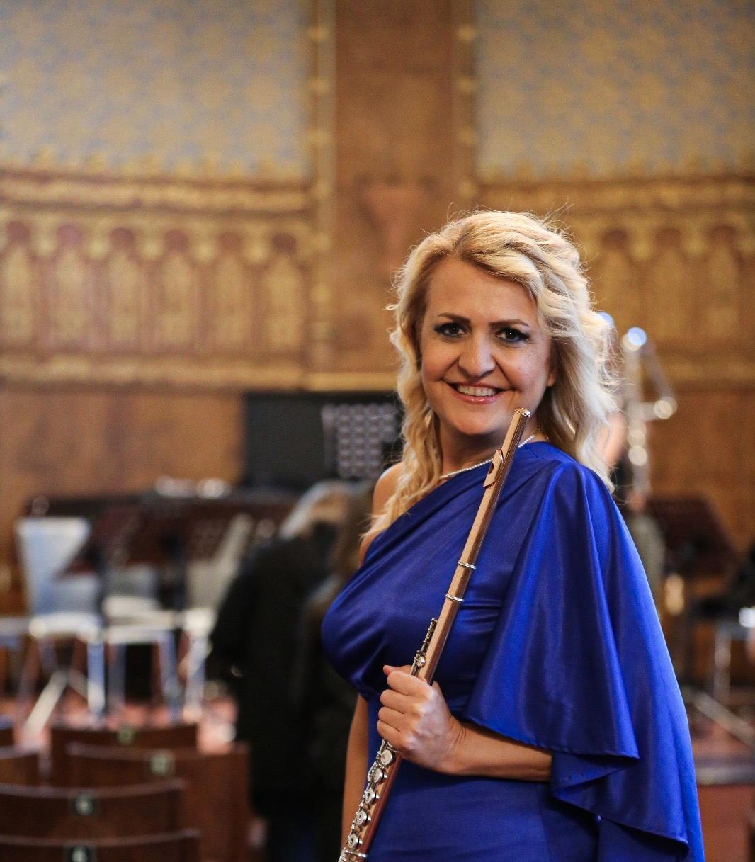 Muratpaşa’da 8 Mart’a özel söyleşi ve konser