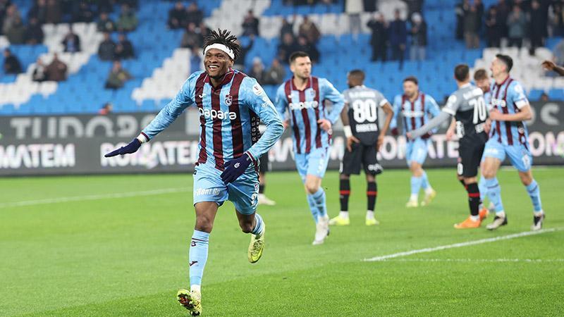Chibuike Nwaiwu: Trabzonspor’da kupalar kazanmak istiyorum