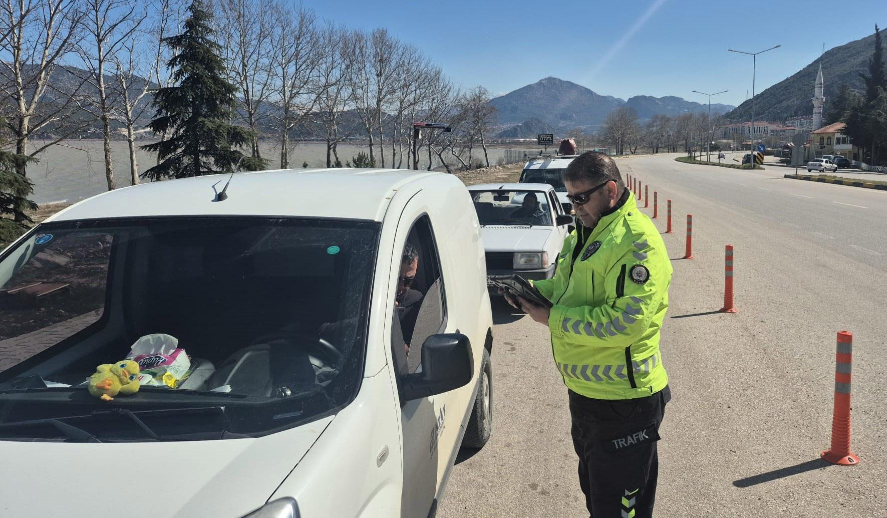 Eğirdir’de trafik denetimleri sıklaştırıldı