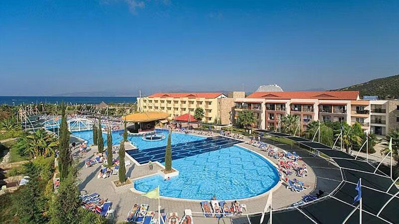 ‘Türkiye turizmde ateş hattının ortasında güvenli bir liman alarak parlıyor’