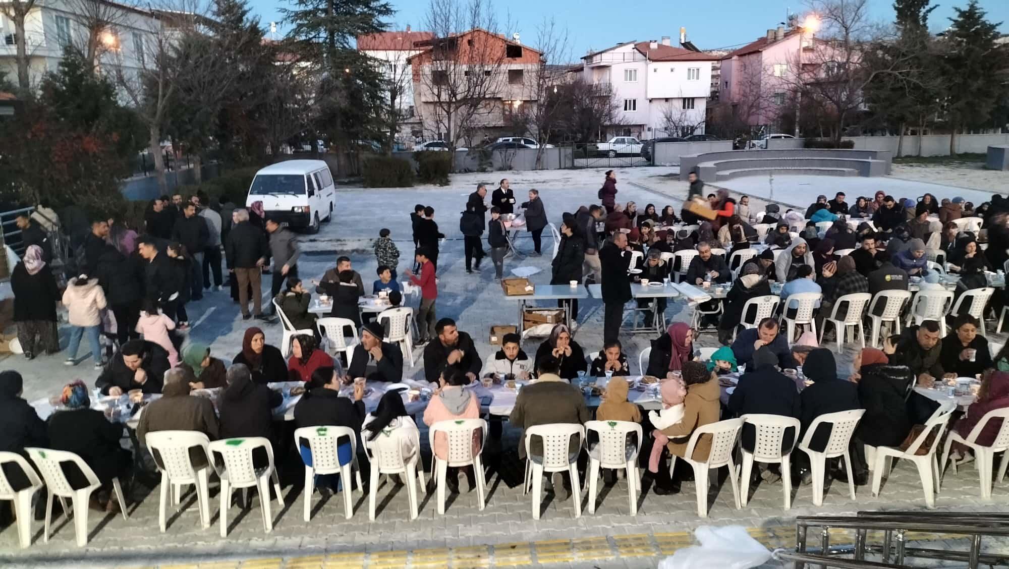 Veliler iftarda buluştu