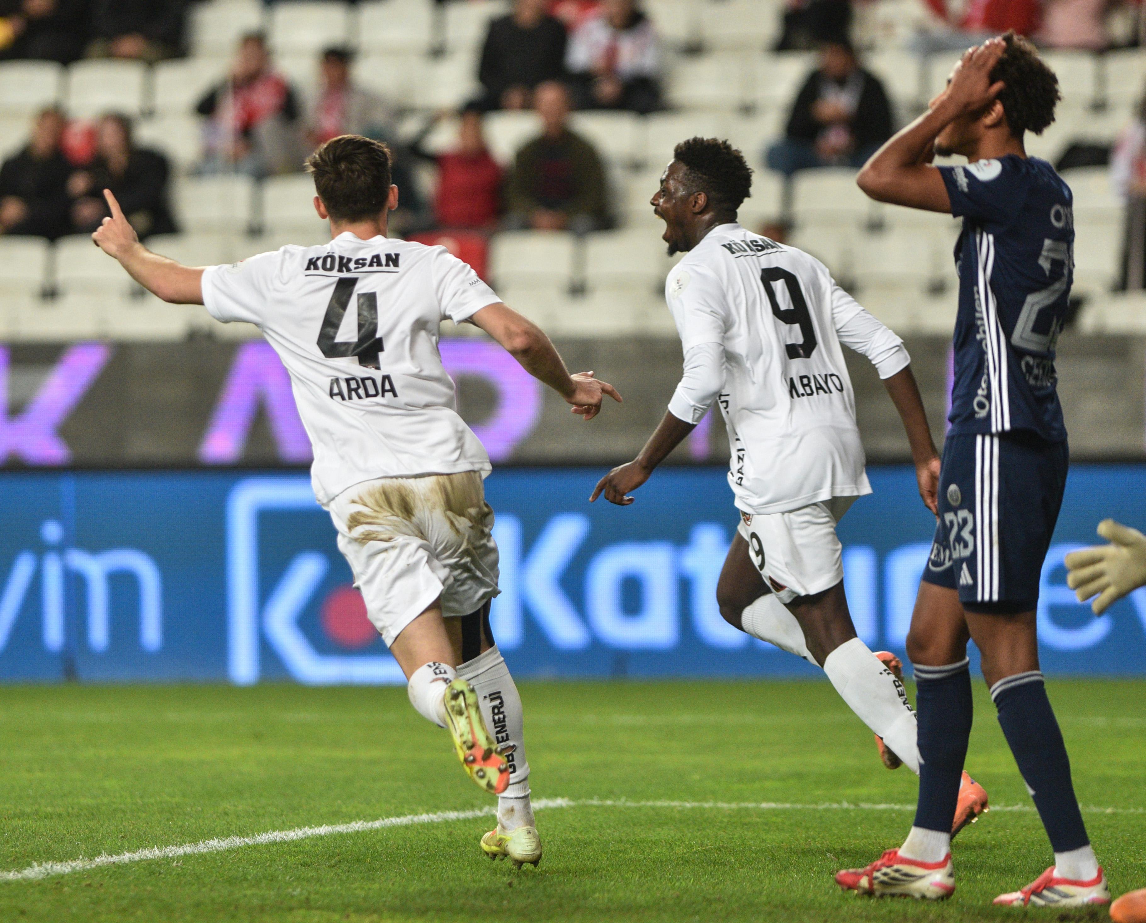 Hesap.com Antalyaspor – Gaziantep FK: 1-4