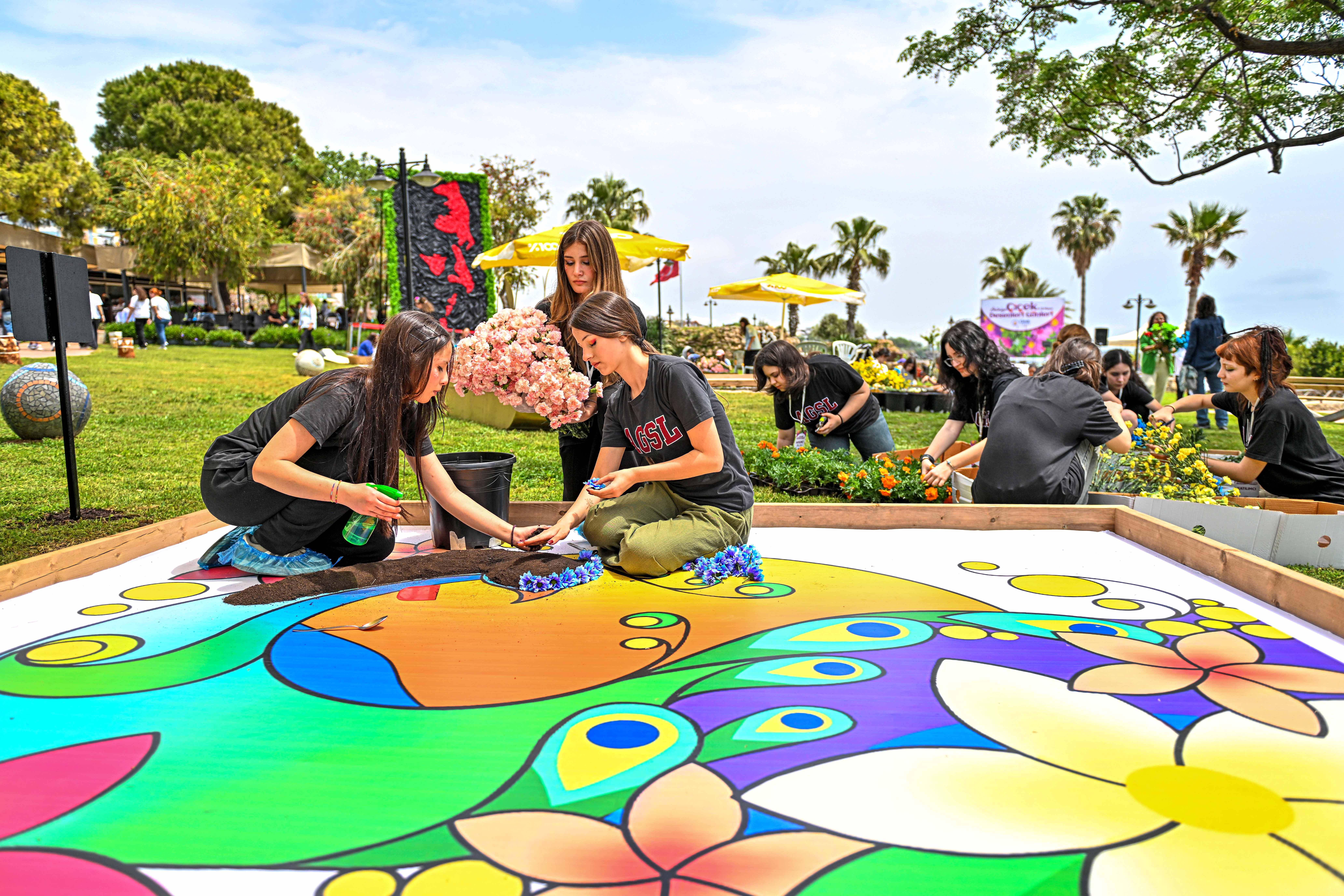 ‘Çiçek Desenleri Günleri’ için başvurular başladı