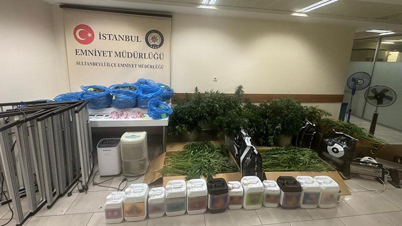 Sultanbeyli’de uyuşturucu ticareti yaptığı belirlenen 3 şüpheliden biri tutuklandı