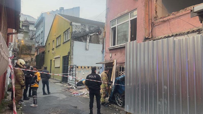 Beyoğlu’nda çıkan yangında 2 yaşındaki bebek hayatını kaybetti