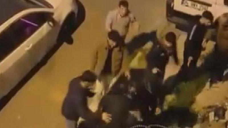 Bağcılar’da bir kişiye saldıran grup, polisi görünce kaçtı
