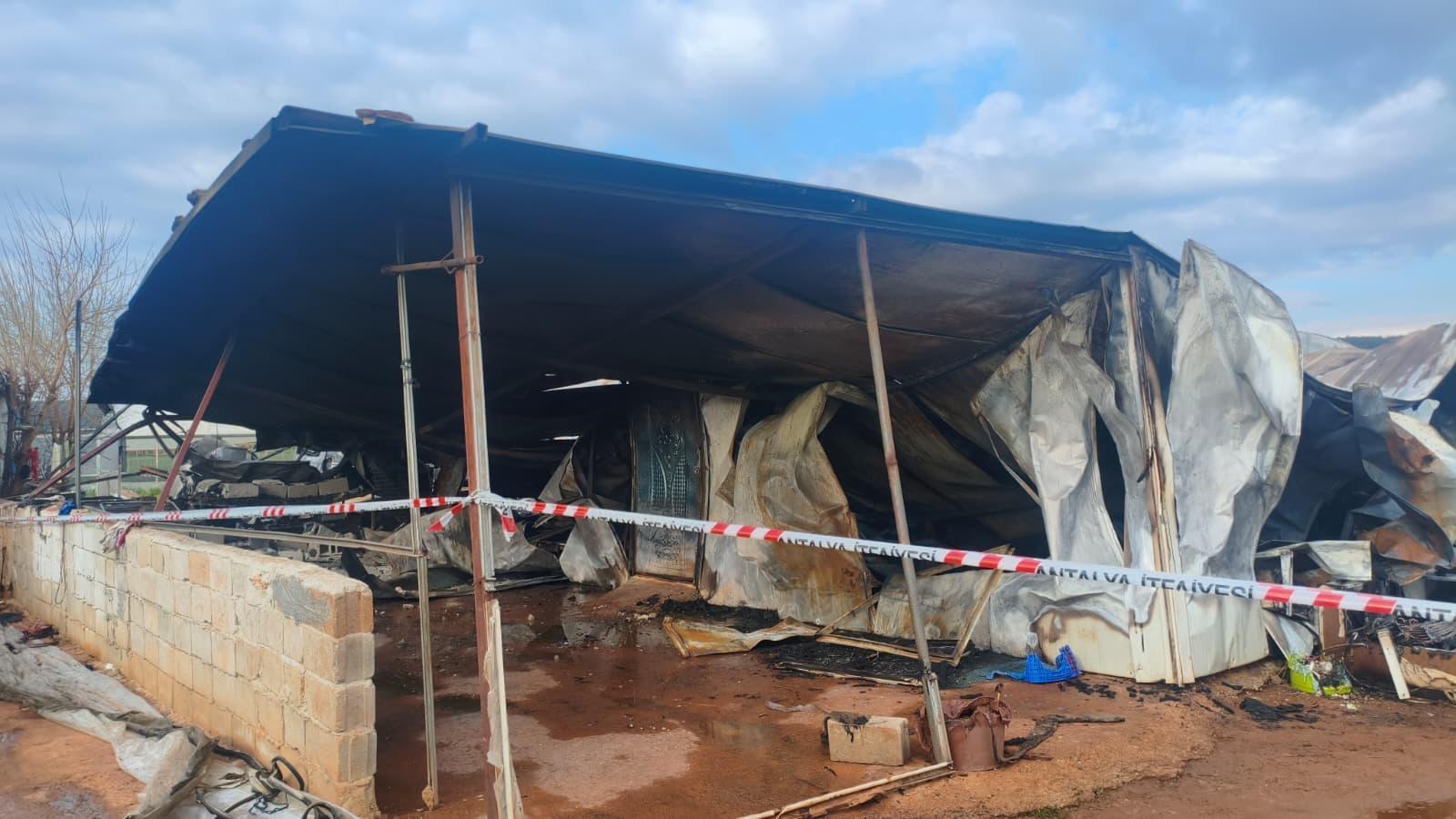 Antalya’da konteynerde yangın; 5’i çocuk 6 ölü