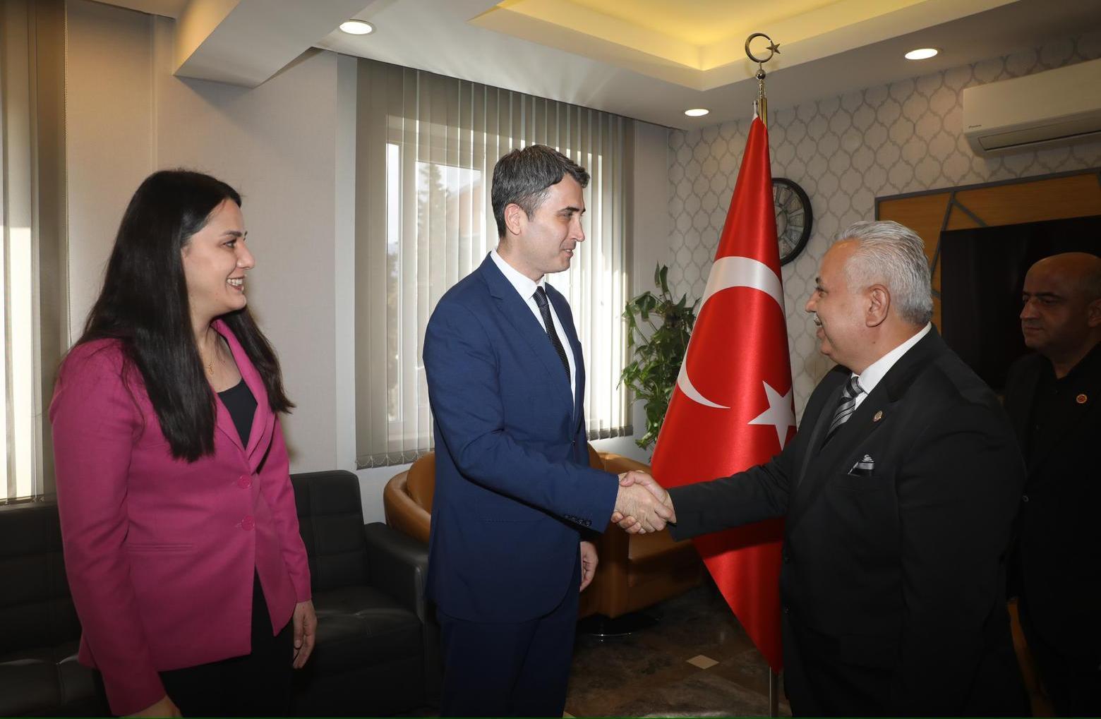 Bucak’ta protokol bayramlaştı