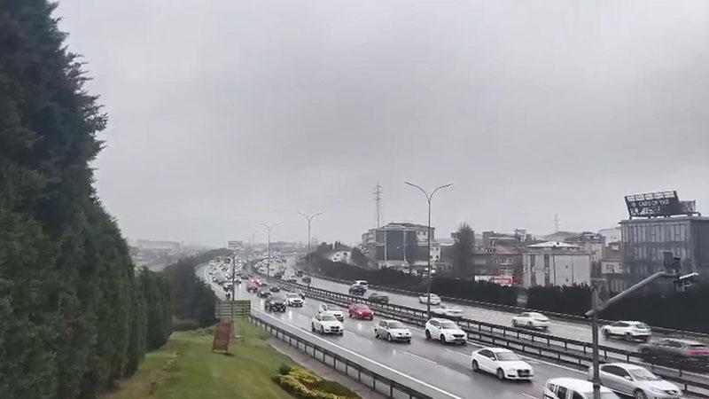 Ramazan Bayramı’nın son gününde Çamlıca gişelerinde trafik yoğunluğu