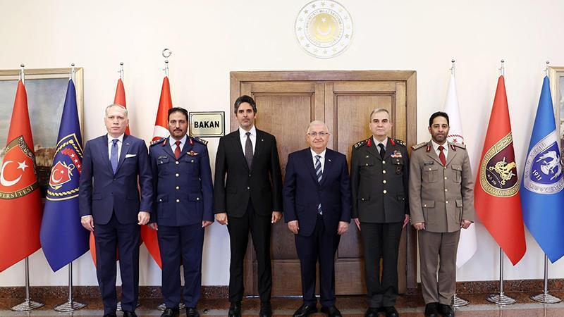 Bakan Güler, Katar heyetini kabul etti