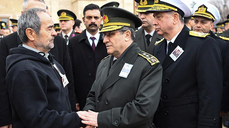 Genelkurmay Başkanı Bayraktaroğlu, şehit Taştekin’i uğurlama törenine katıldı