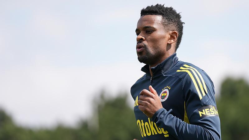 Fenerbahçe günü çift antrenmanla tamamladı