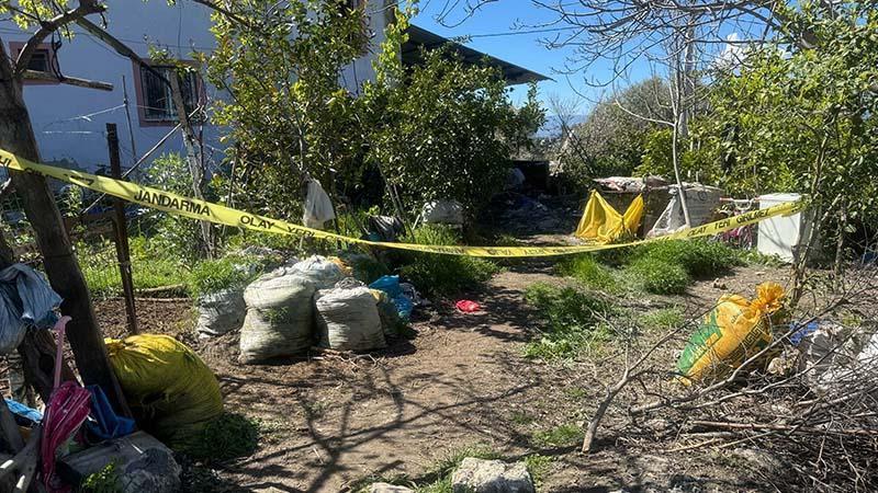 Eşini öldürüp, intihar etti