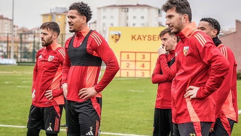 Zecorner Kayserispor, Kasımpaşa maçının hazırlıklarına başladı Zecorner Kayserispor, Kasımpaşa maçının hazırlıklarına başladı