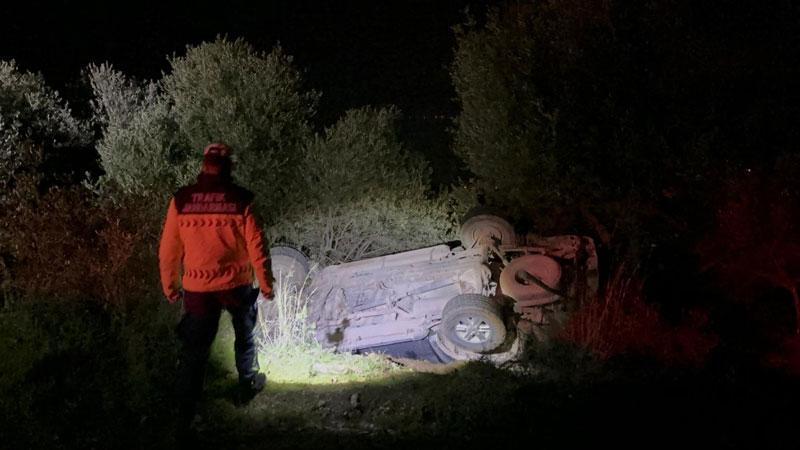 Bursa’da alkollü sürücünün kullandığı otomobil, zeytinliğe uçtu