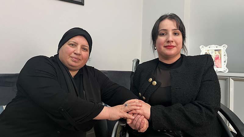 Annesinden böbrek nakli yapıldı, eğitimle hayata sarıldı