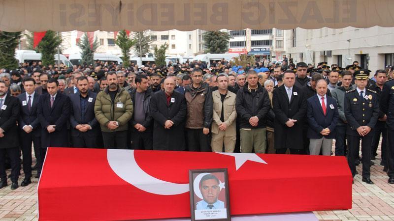 Kaza şehidi polis memuru, Elazığ’da son yolculuğuna uğurlandı