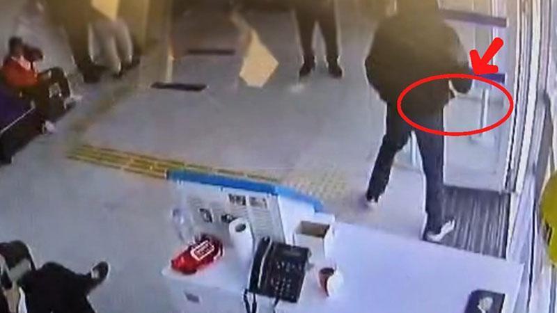 Satırla banka soymaya çalışan kar maskeli şüpheli, kaçarken yakalandı