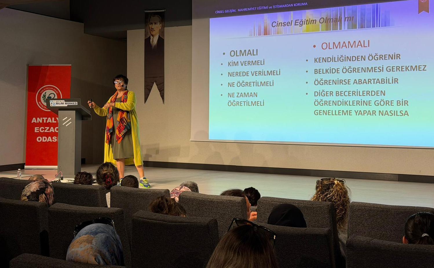 Kepez’de otizmli bireylere yönelik ‘Ergenlik Sorunları ve Mahremiyet Eğitimi’