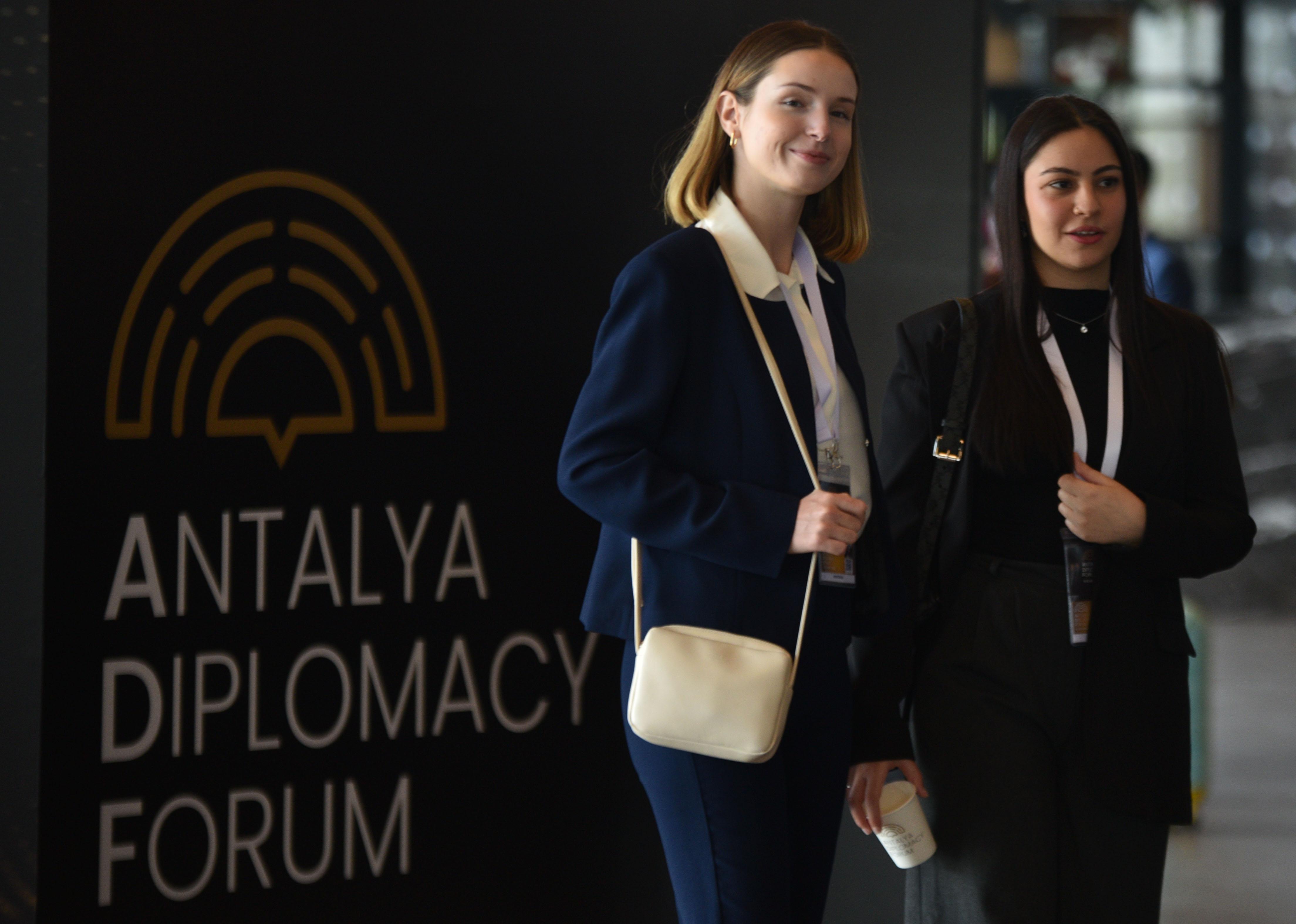 Diplomasinin zirvesi Antalya’da buluşuyor