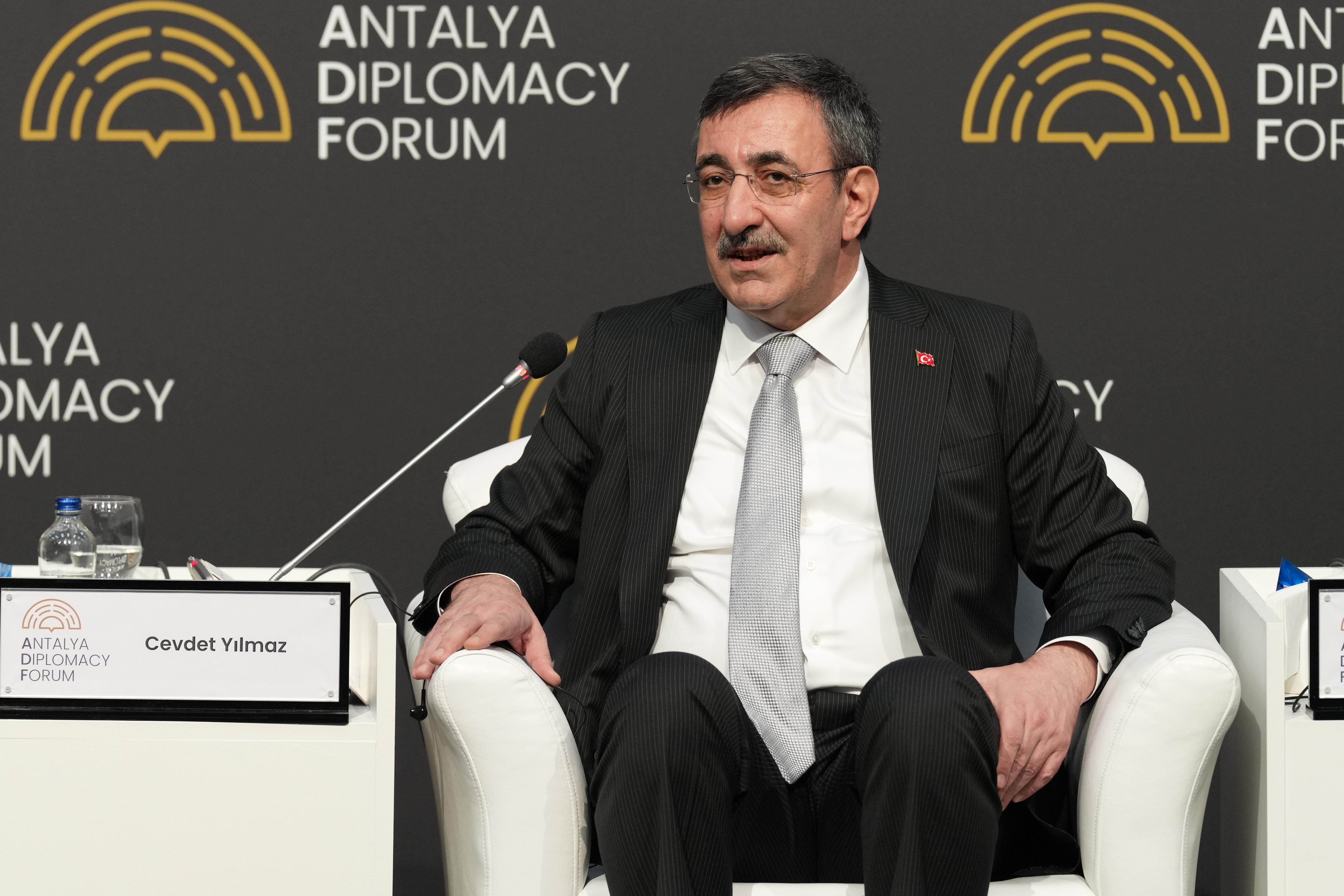 Cevdet Yılmaz: Avrupa’nın daha fazla liderliğe ihtiyacı var