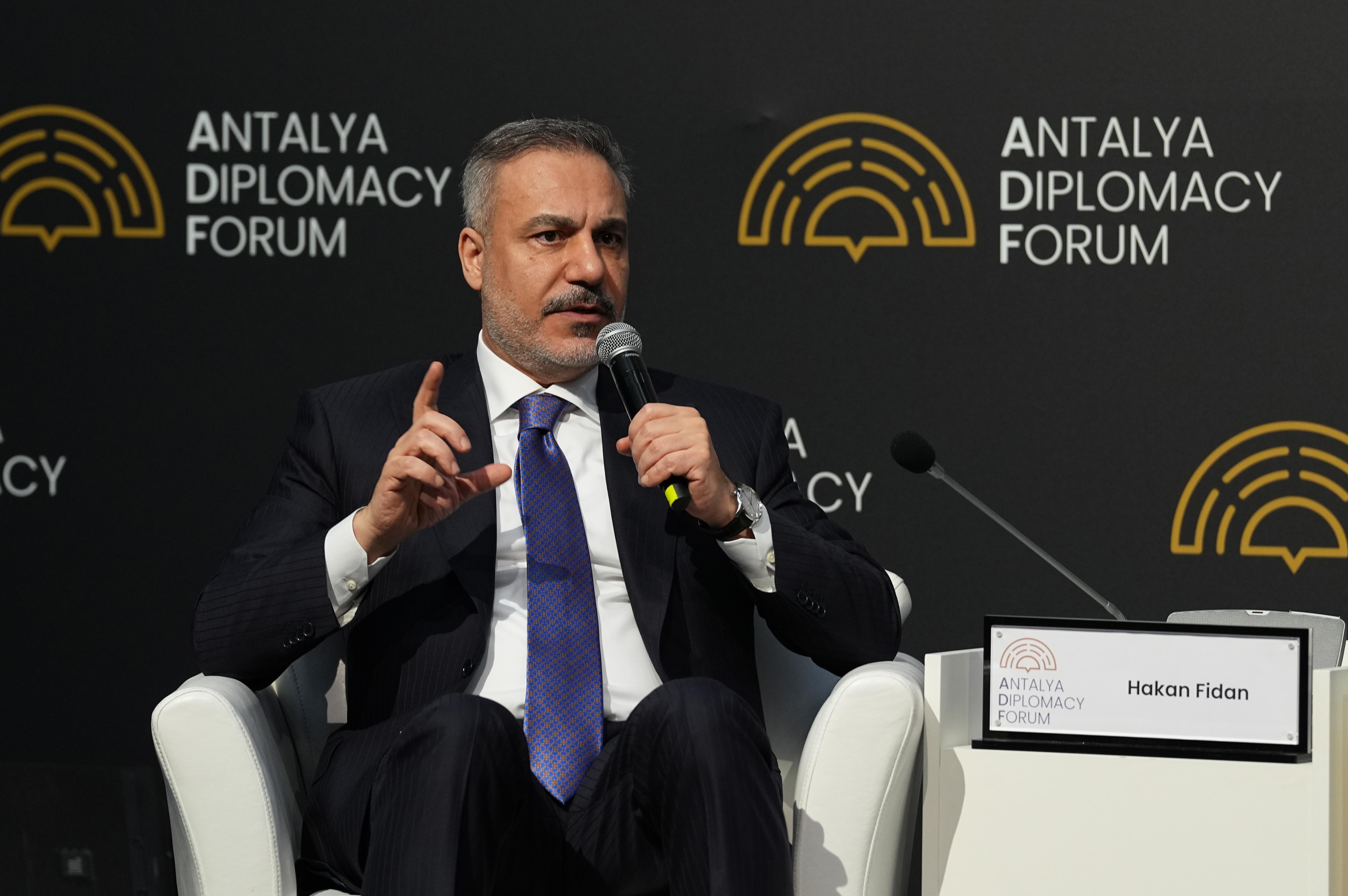 ADF 2026’nın ikinci gününde Bakan Fidan’dan HostTalk toplantısı