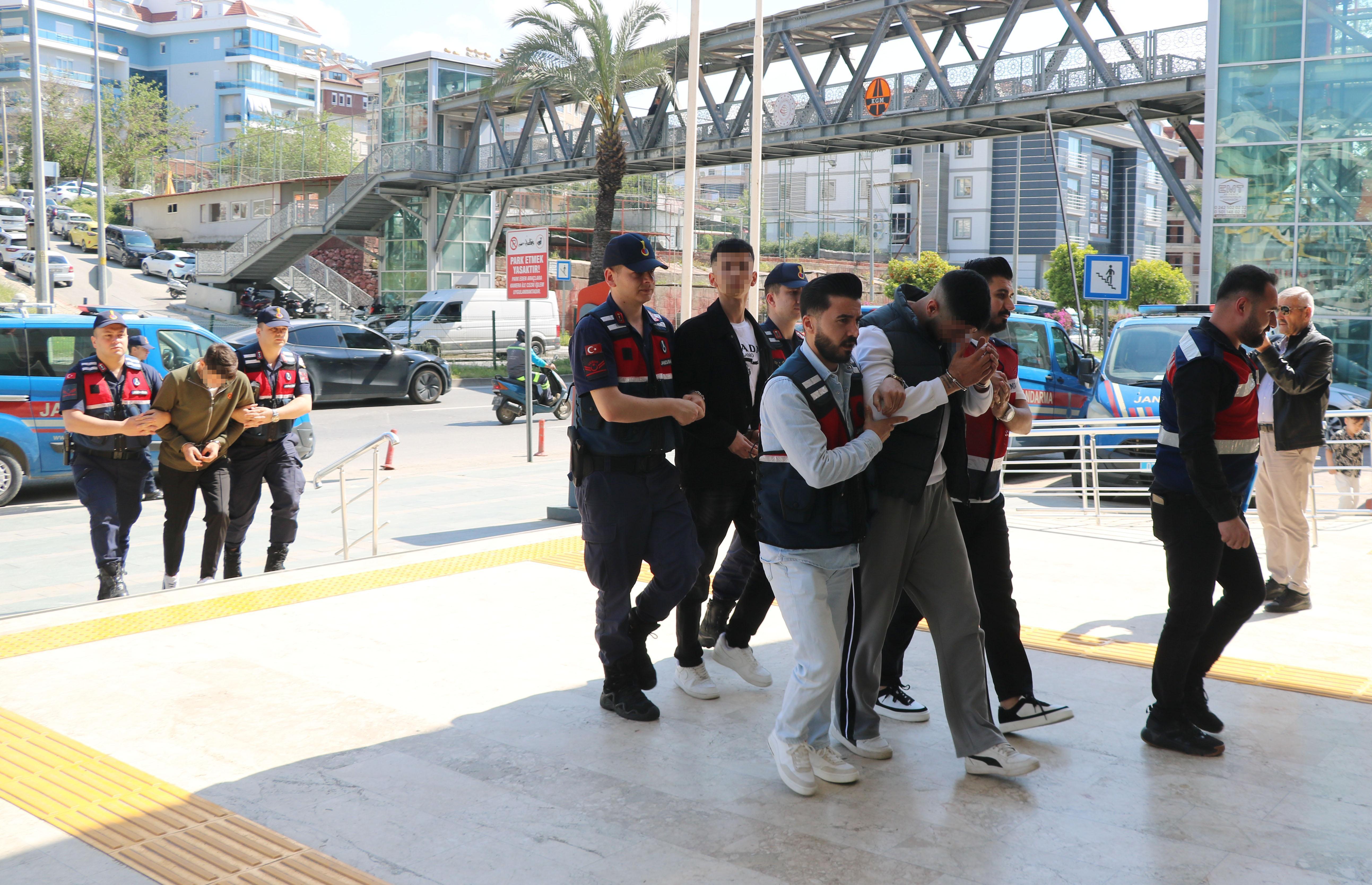 Alanya’da uyuşturucu operasyonu: 3 tutuklama