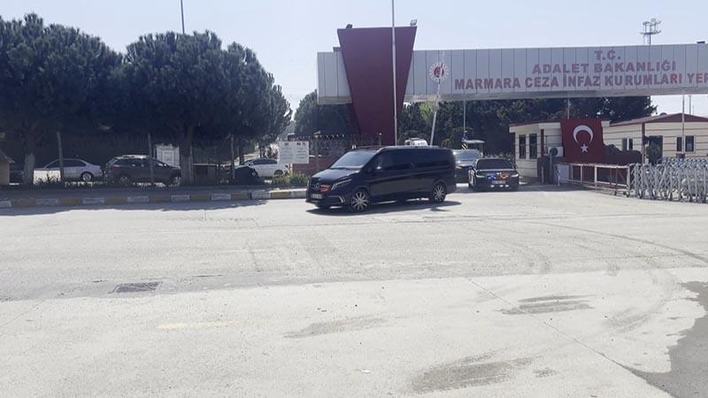 Özgür Özel, Ekrem İmamoğlu’nu ziyaret etti