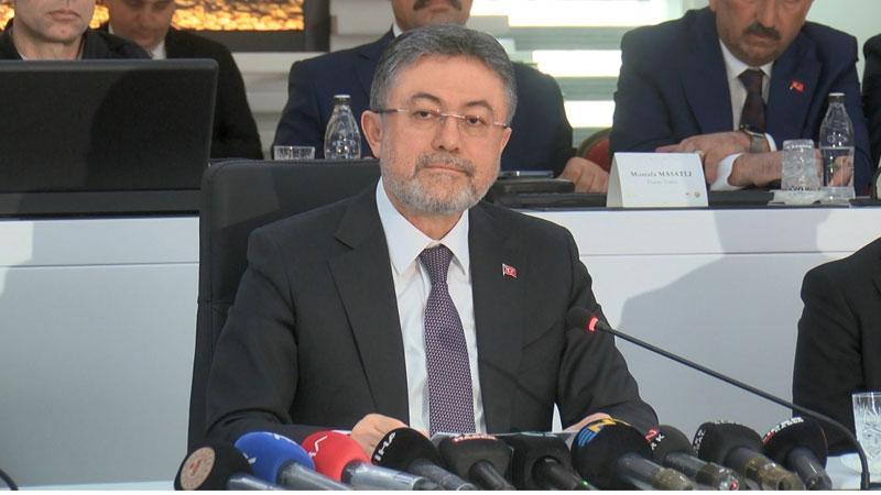 Bakan Yumaklı: Yangınlara havadan müdahale kapasitemizi 462 tona ulaştırdık