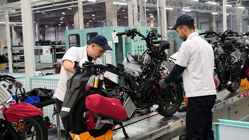 Honda Türkiye, İzmir Aliağa’da motosiklet üretimine başladı