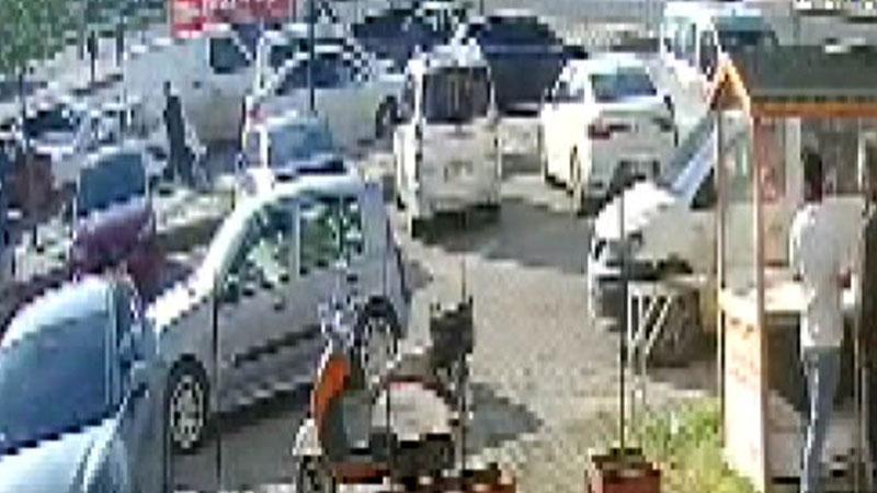 Kahramanmaraş’ta silahlı saldırı kamerada; 2 yaralı