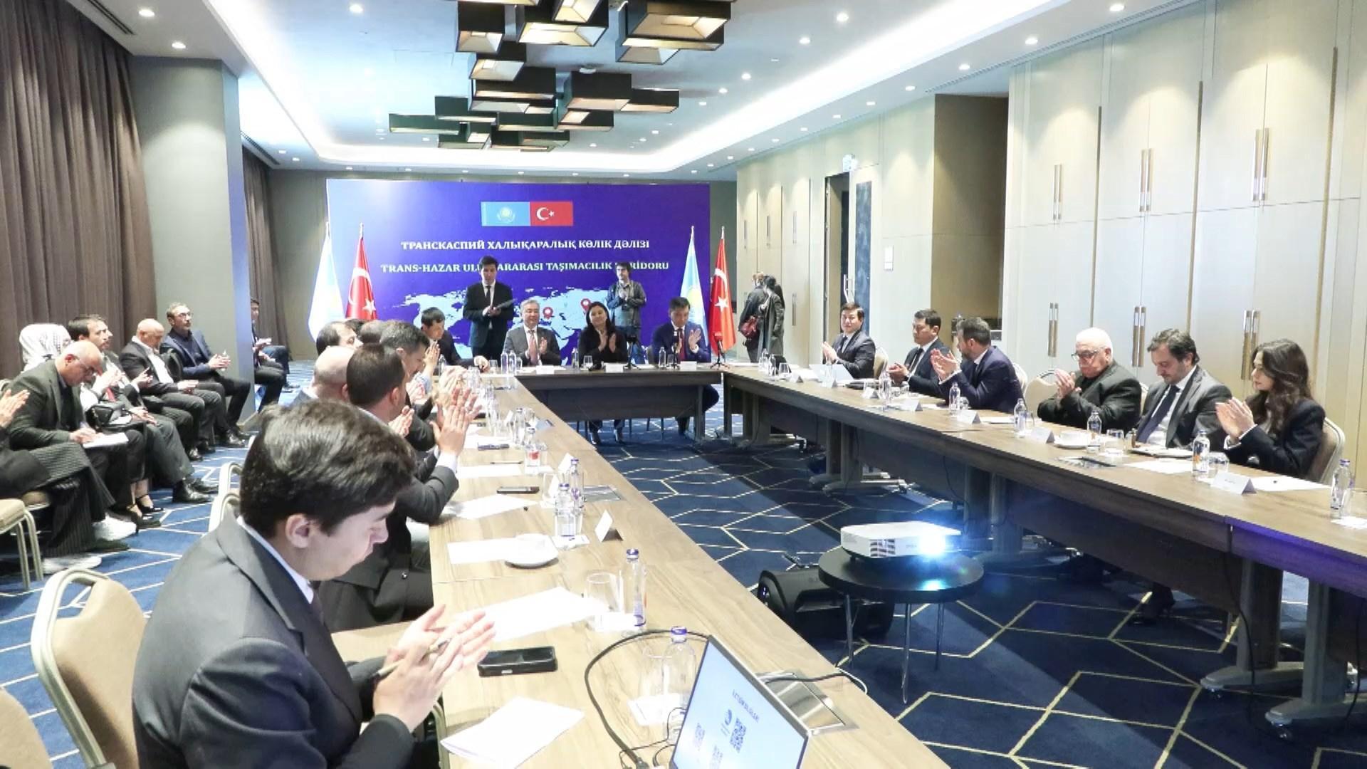 ‘Trans-Hazar Uluslararası Taşımacılık Koridoru’nun Geliştirilmesi’ne ilişkin toplantı İstanbul’da yapıldı