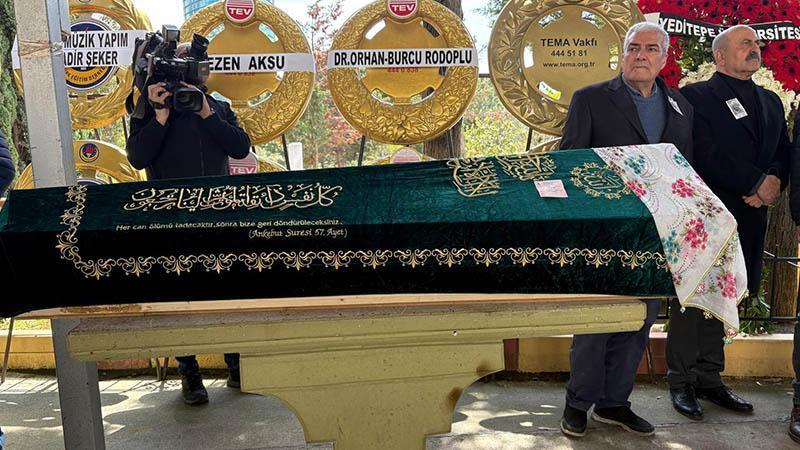 Şarkıcı Tülay Özer son yolculuğuna uğurlandı